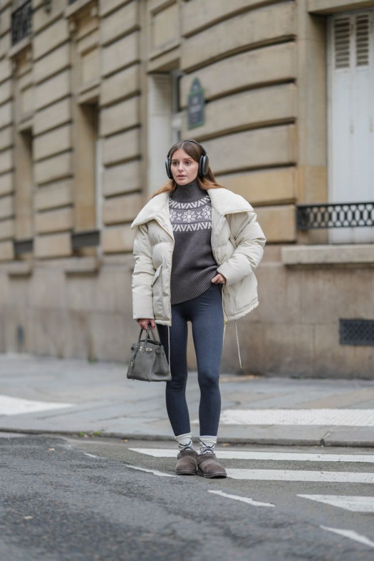 Leggings With A Turtleneck